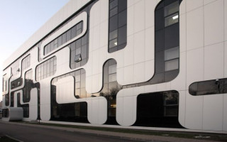 Технология монтажа алюминиевых фасадных панелей из оцинкованной стали